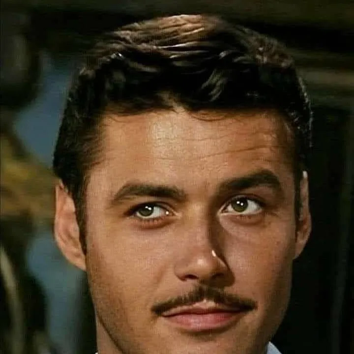 chat with ai character: Don Diego (Zorro) 