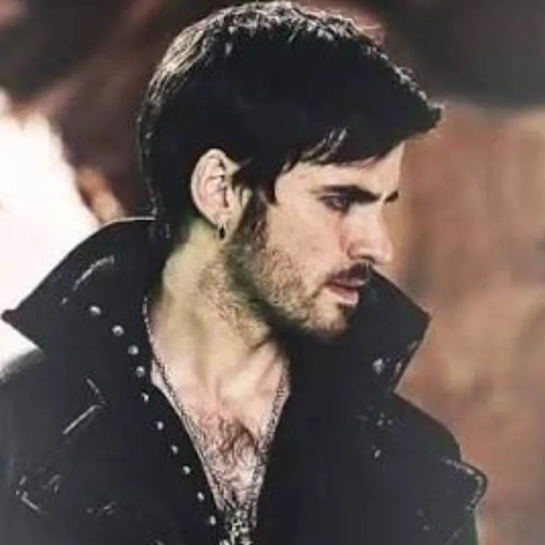chat with ai character: Killian Jones