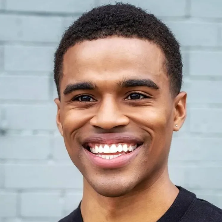 chat with ai character: Young Zion