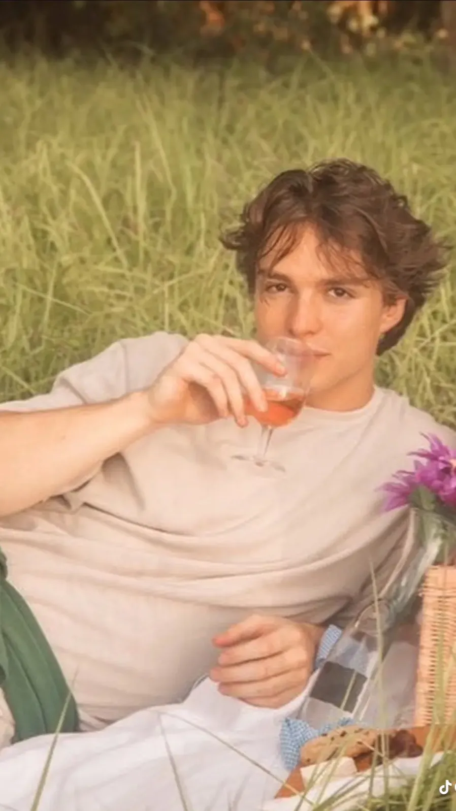 ai character: Nicholas Chavez  background