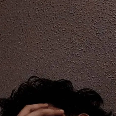 chat with ai character: John 