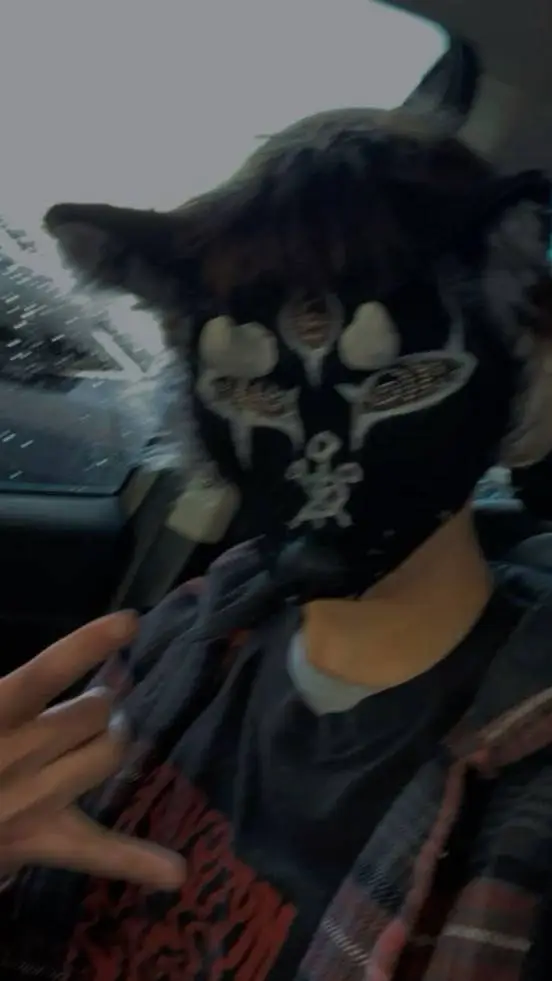 ai character: therian boy background