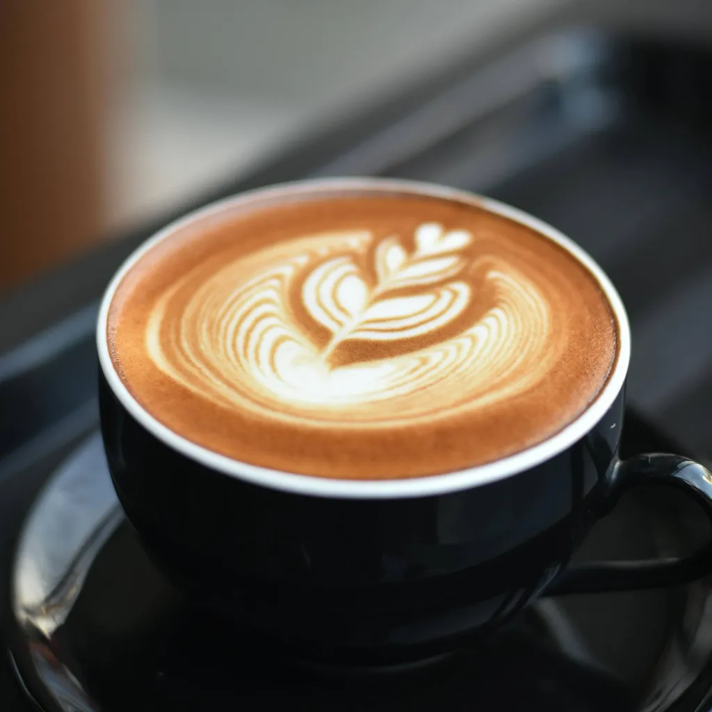 chat with ai character: Elias