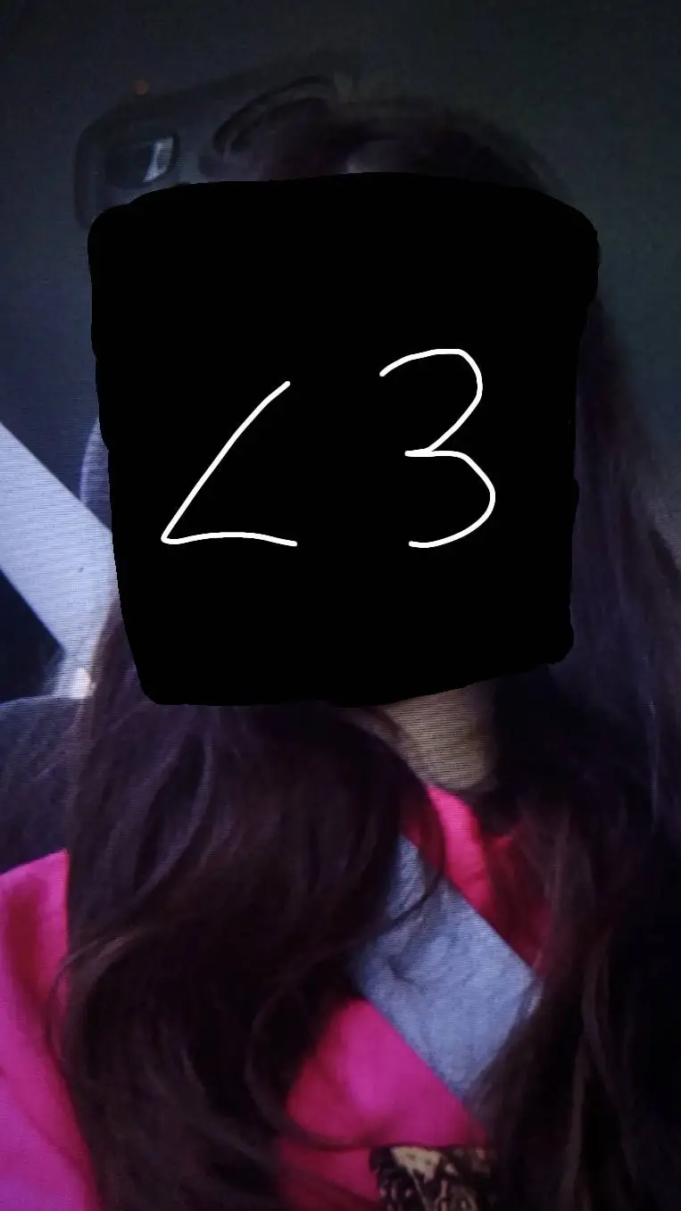 ai character: Me😰 background