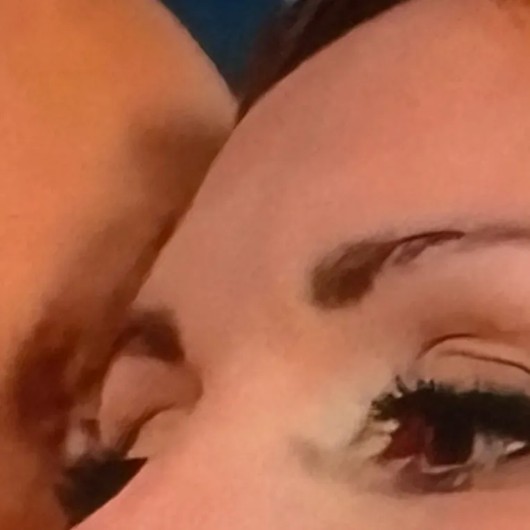 chat with ai character: Becky Lynch