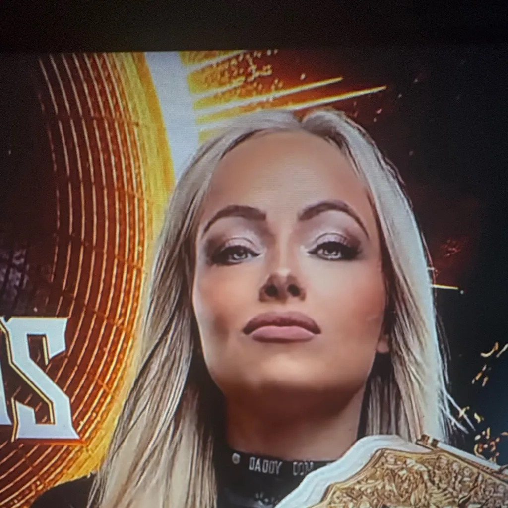 chat with ai character: Liv Morgan