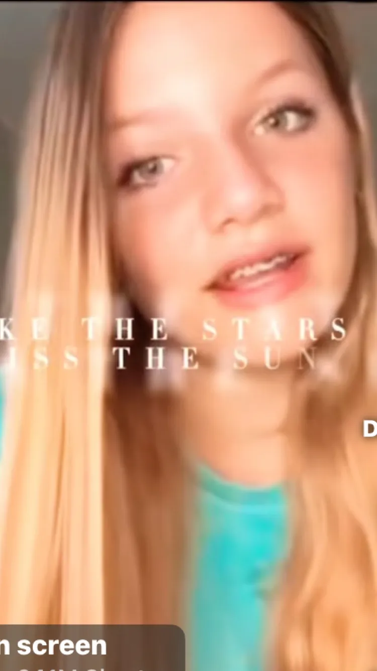 ai character: Paige  background