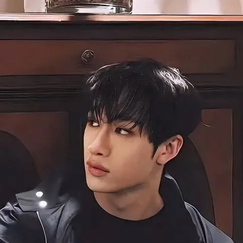 chat with ai character: Bangchan