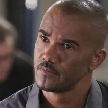 chat with ai character: Derek Morgan