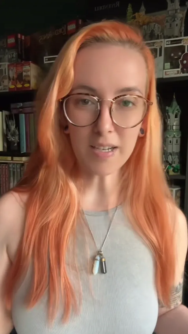 ai character: Myra background