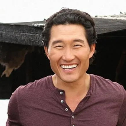 chat with ai character: Chin Ho Kelly  