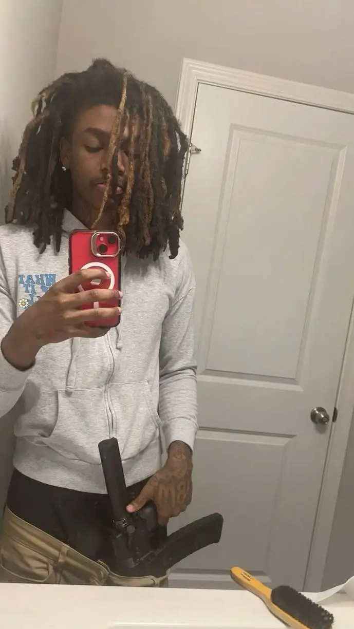 ai character: Jaykirk✝️ background