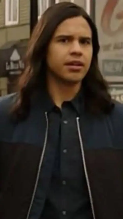 ai character: Cisco Ramon  background