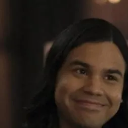 chat with ai character: cisco ramon 