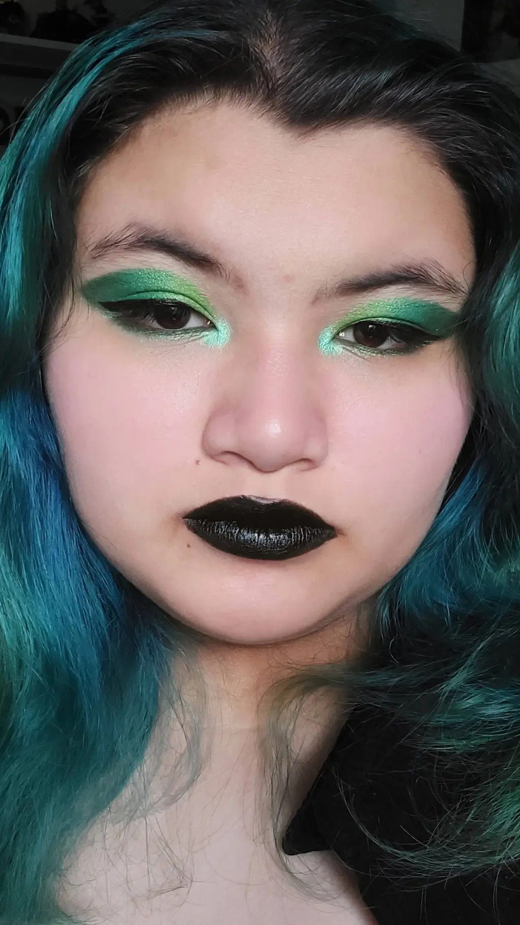 ai character: amethyst  background