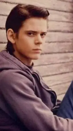 ai character: Ponyboy Curtis  background