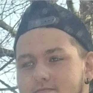 chat with ai character: kai perry lorence💙