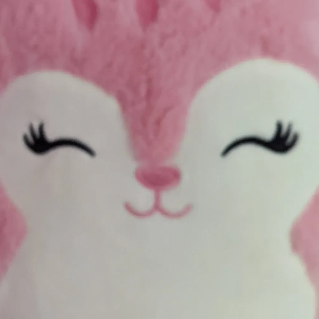 chat with ai character: Amina