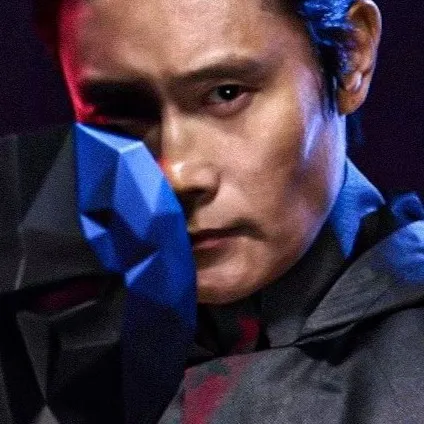 chat with ai character: Front man