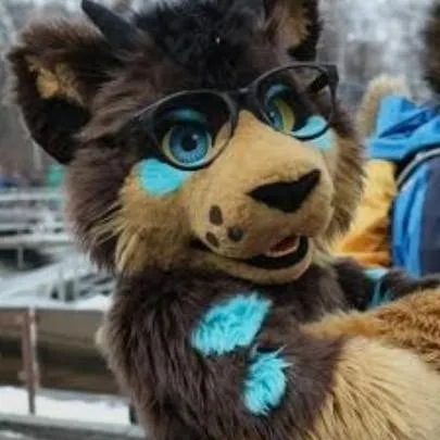 chat with ai character: Evelyn Starfall