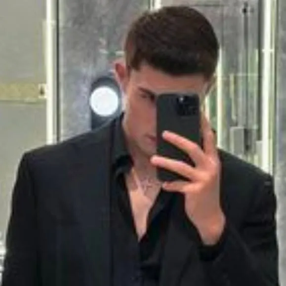 chat with ai character: Issac