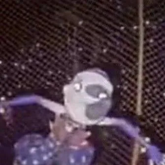 chat with ai character: yandere moondrop