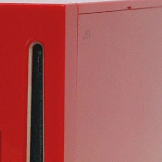 chat with ai character: Wii (red edition) 