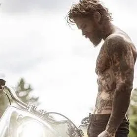 chat with ai character: Alex Jacobi 