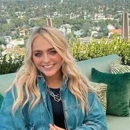 chat with ai character: Josephine Brookes 