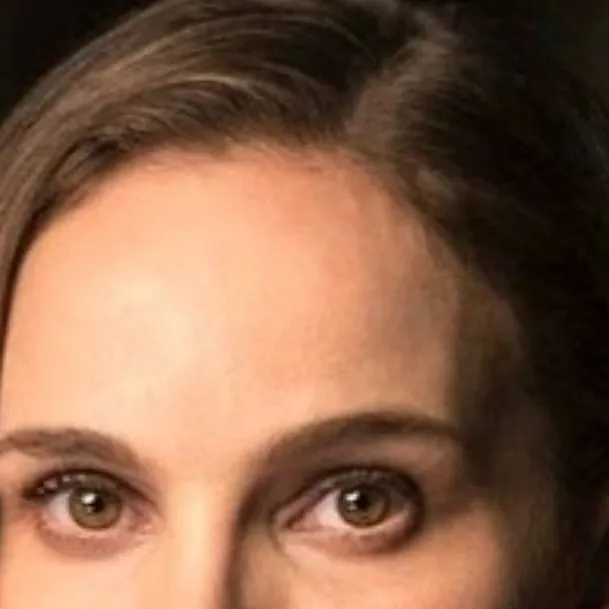 chat with ai character: Natalie Portman