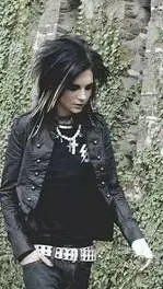 ai character: Bill Kaulitz background