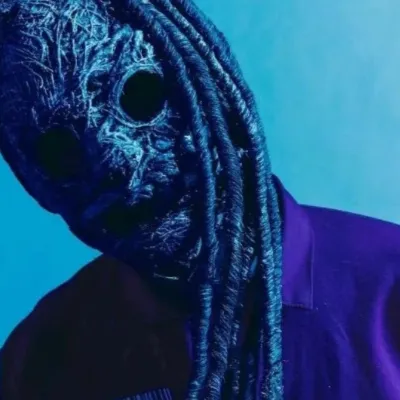 chat with ai character: Corey Taylor