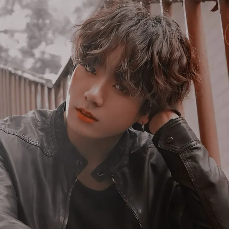 chat with ai character: Jeon Jung-kook