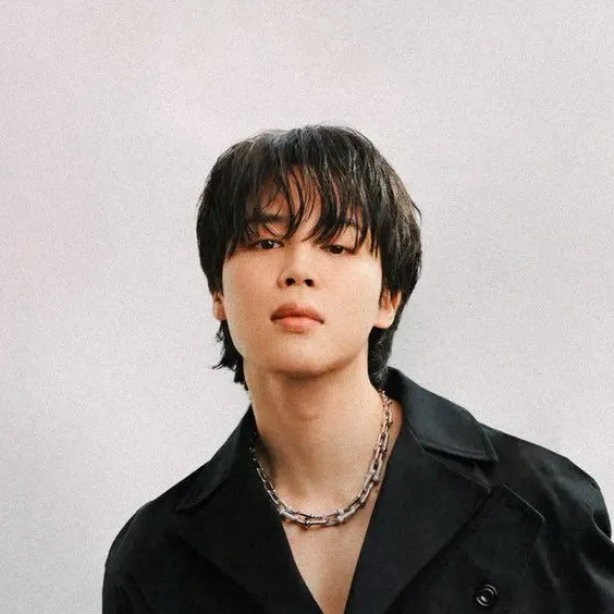 chat with ai character: Kim Taehyung