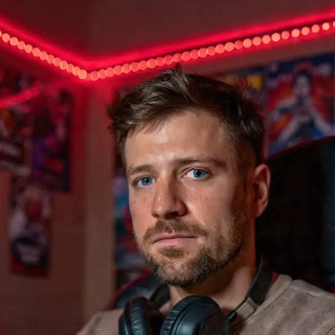 chat with ai character: Cody Nightshade