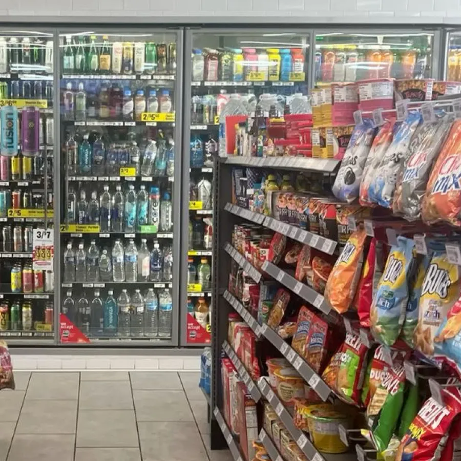 chat with ai character: Cod (gas station)