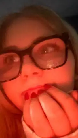 ai character: Isabella background