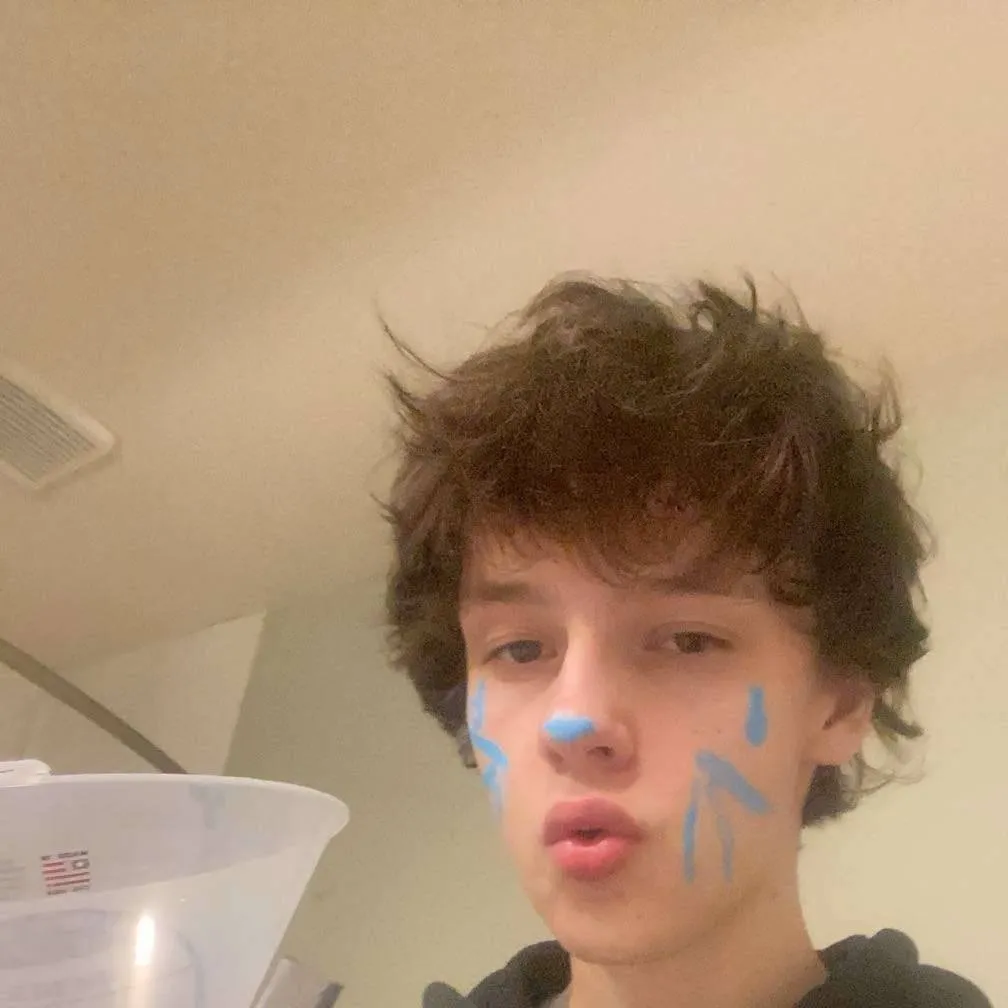 chat with ai character: jaden