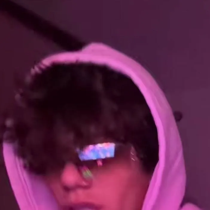 chat with ai character: ceser mondoza 