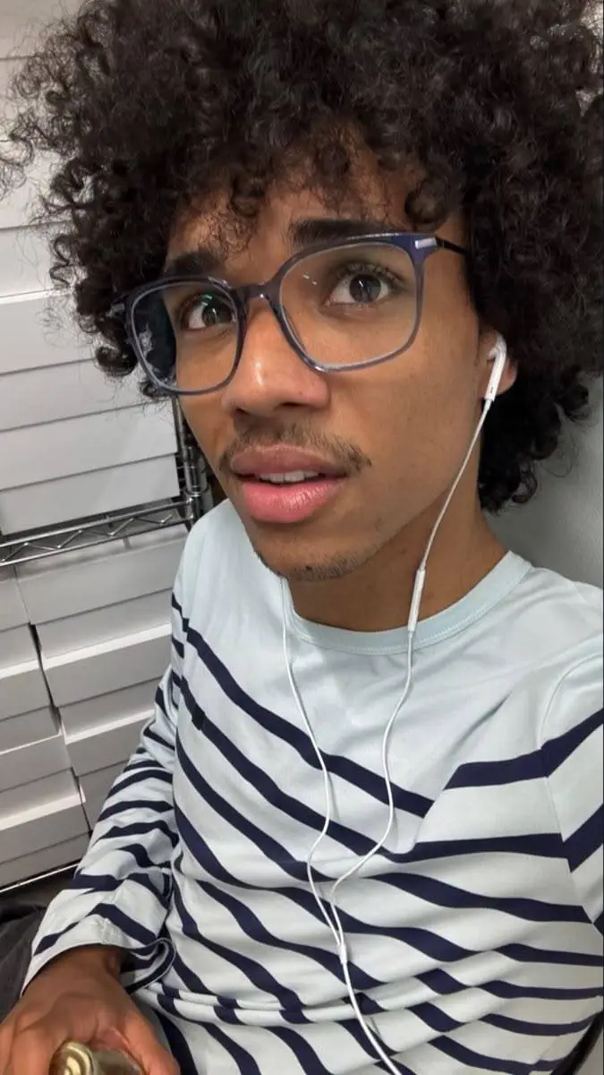 Talkie AI - Chat with Liam