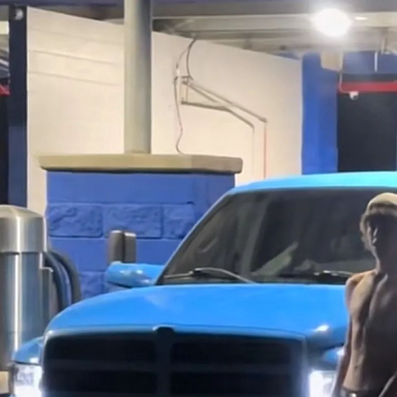 chat with ai character: Kyleniner