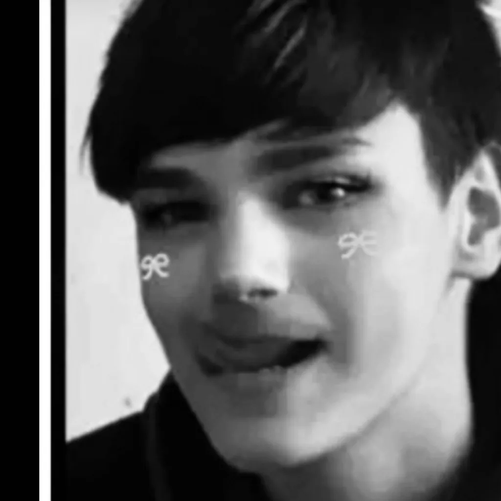chat with ai character: Melo