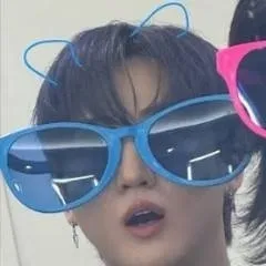chat with ai character: Changbin 