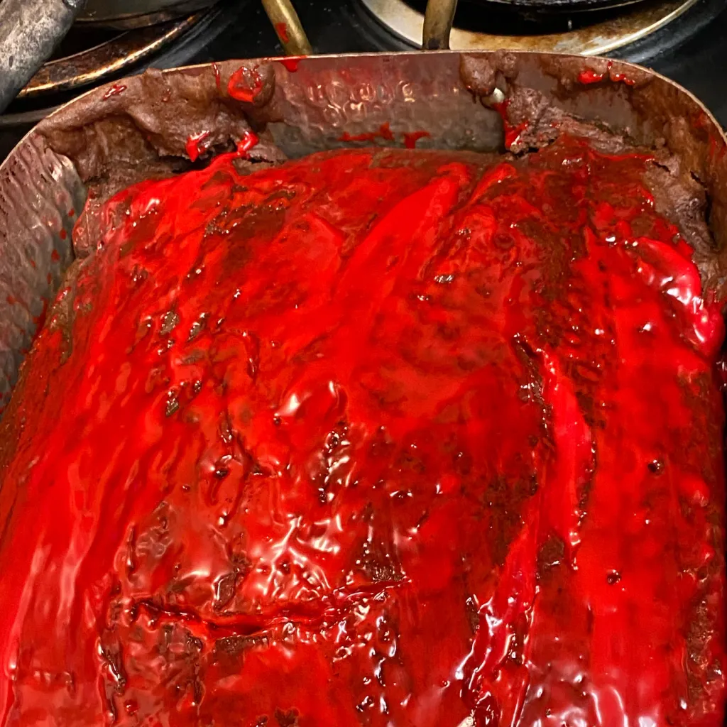 chat with ai character: Bloody cake