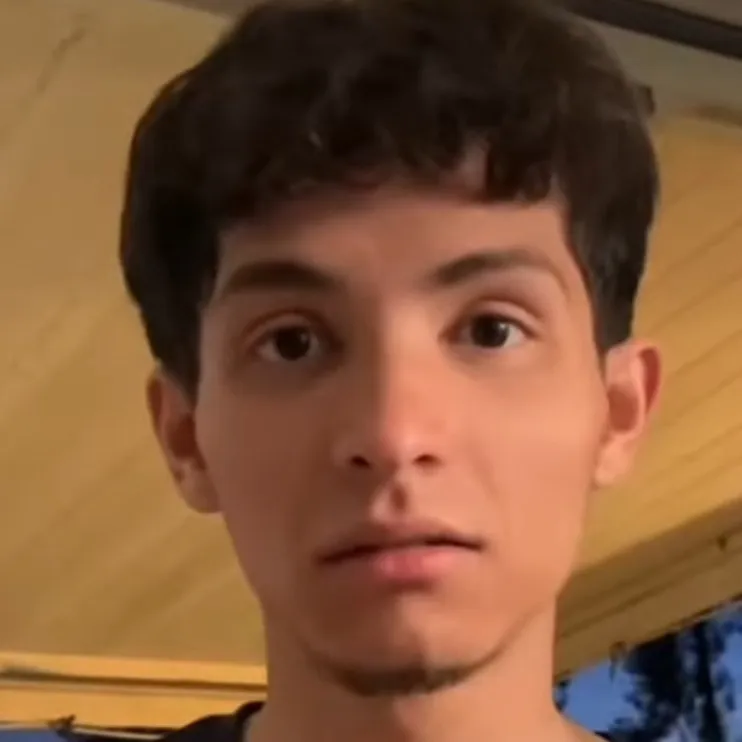 chat with ai character: José 