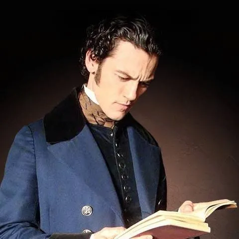 chat with ai character: Emmett Fields