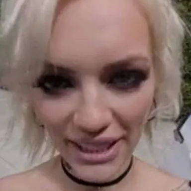 chat with ai character: Tiffany 