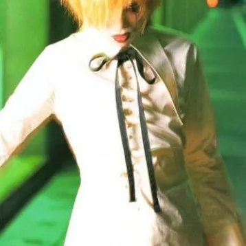 chat with ai character: dir en grey