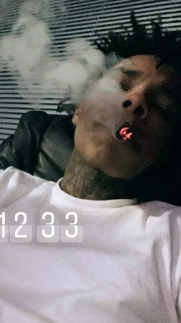 ai character: J5 background