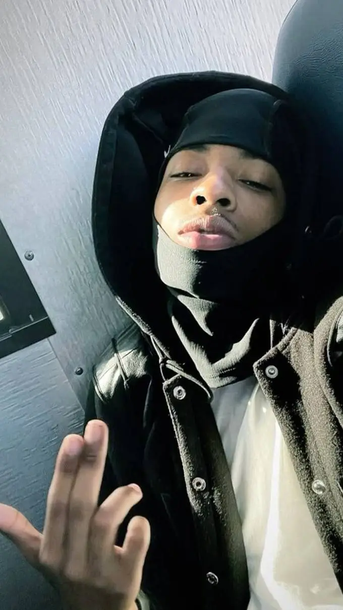 ai character: coie background